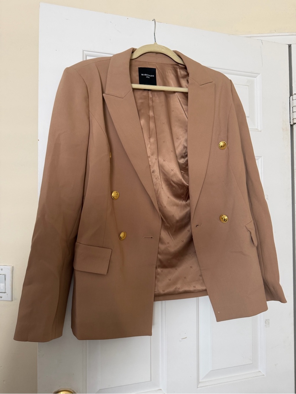 Worn once Marciano Women's Double-Breasted Tan Blazer